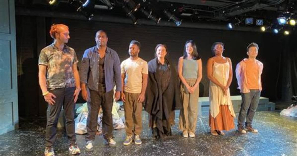 The Dynamic Ensemble: Cast of the Bricklayer