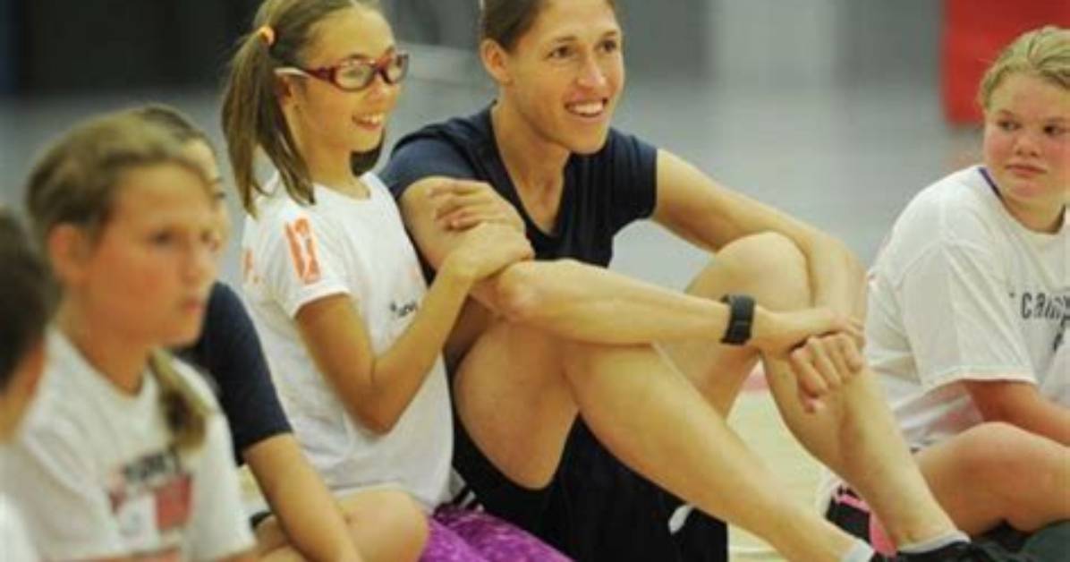 The Legacy of Rebecca Lobo: Inspiring Young Athletes