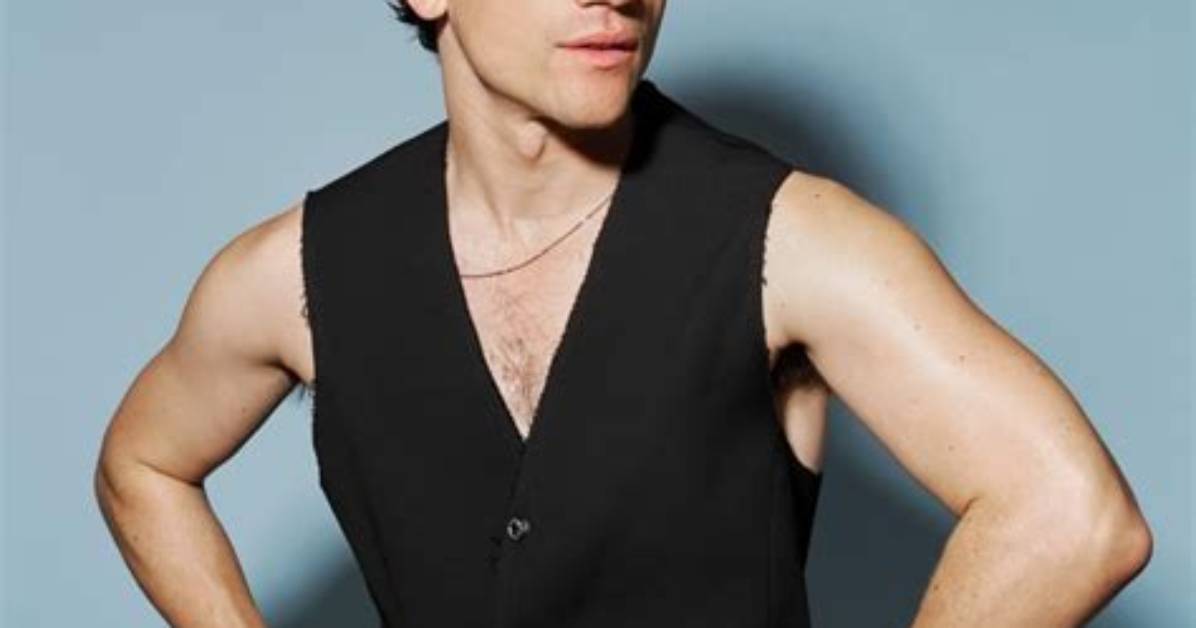 The Sizzling Appeal of Edward Bluemel: a Look at His Most Captivating Moments