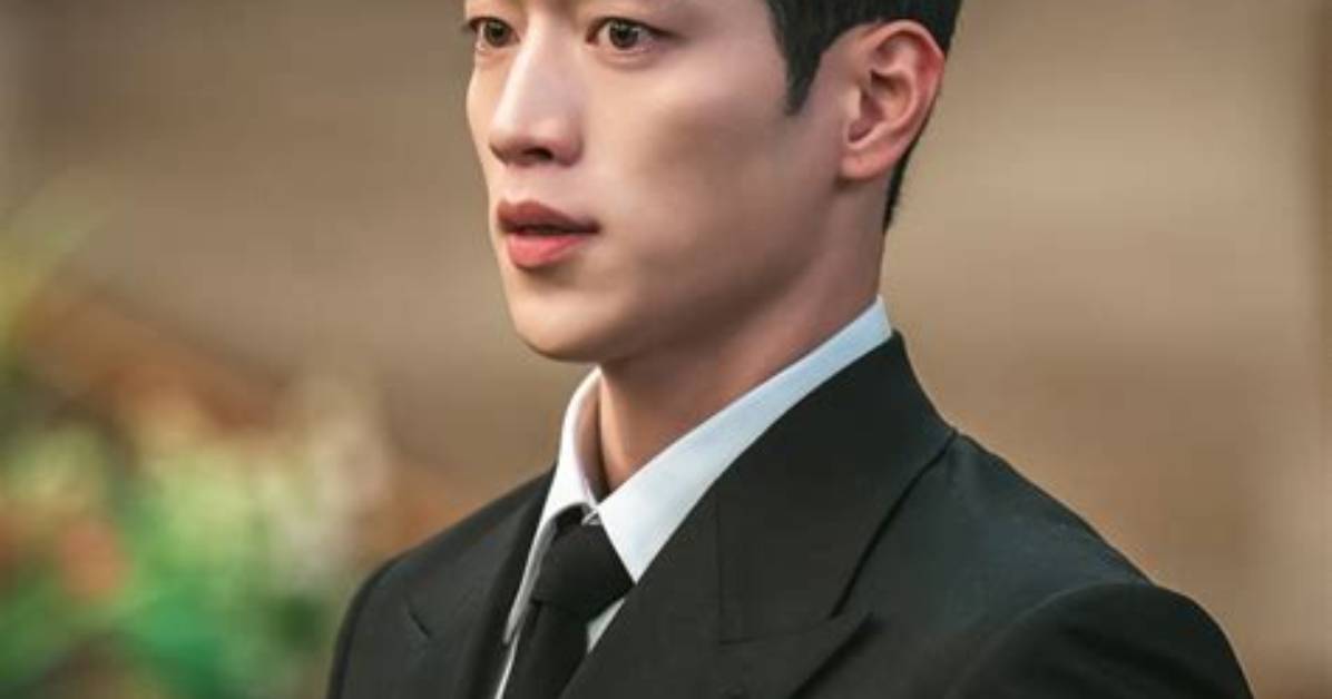 The Untold Truth About Seo Kang Joon and Gong Seung Yeon's Relationship