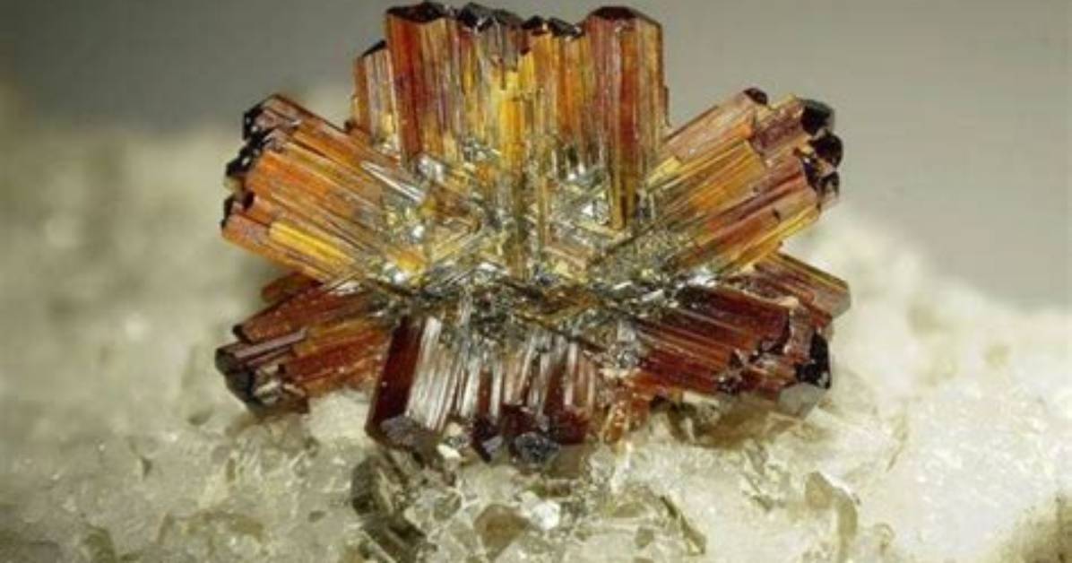 Twinned Crystals in the Realm of Rocks