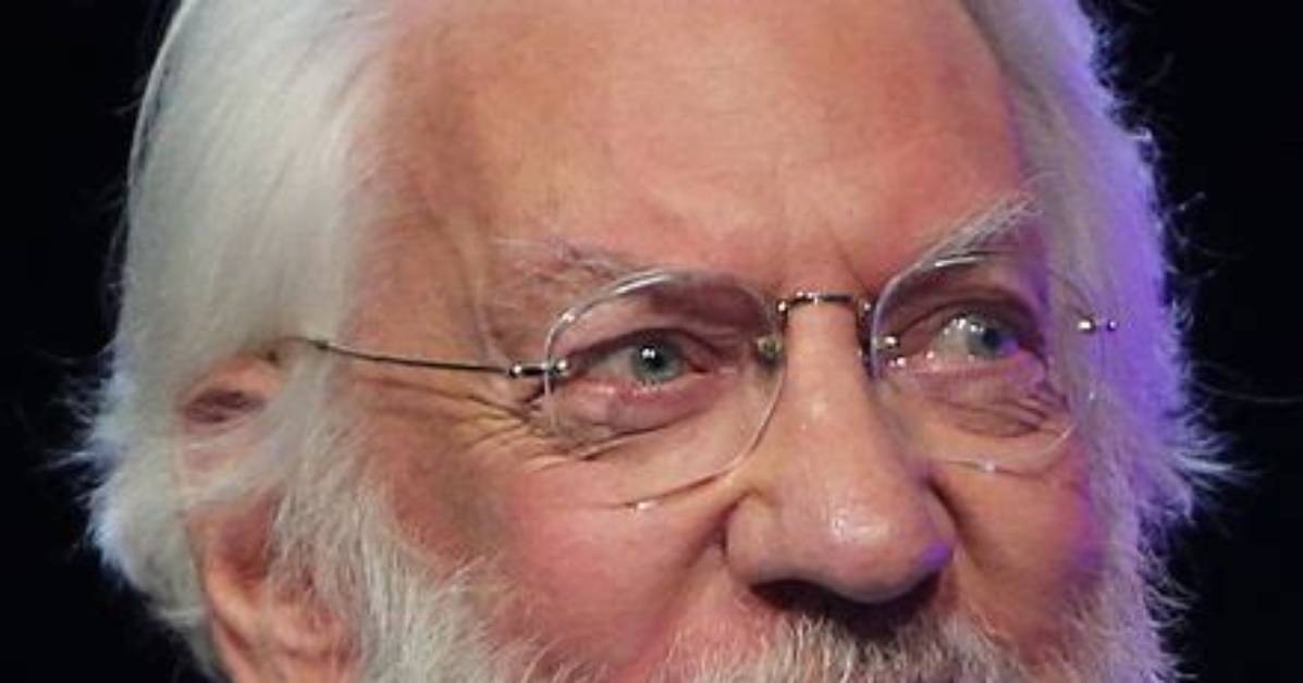 Uncover the Exact Height of Donald Sutherland in Feet: a Comprehensive Guide