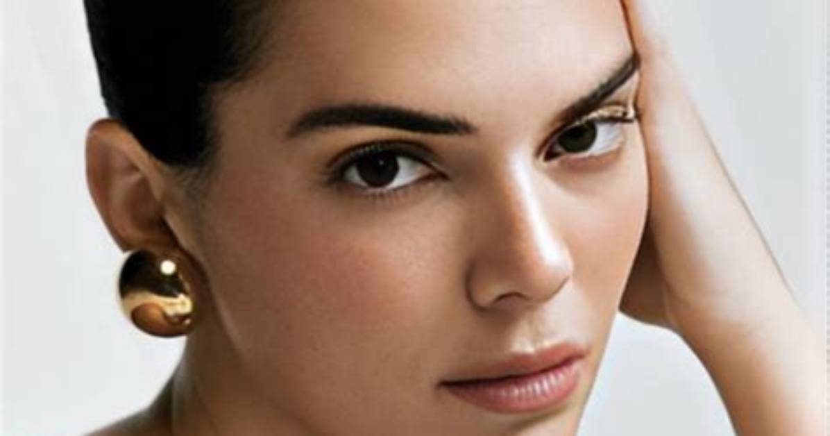 Uncover the Secrets Behind Kendall Jenner's Weight and Healthy Lifestyle