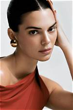 Uncover the Secrets Behind Kendall Jenner's Weight and Healthy Lifestyle