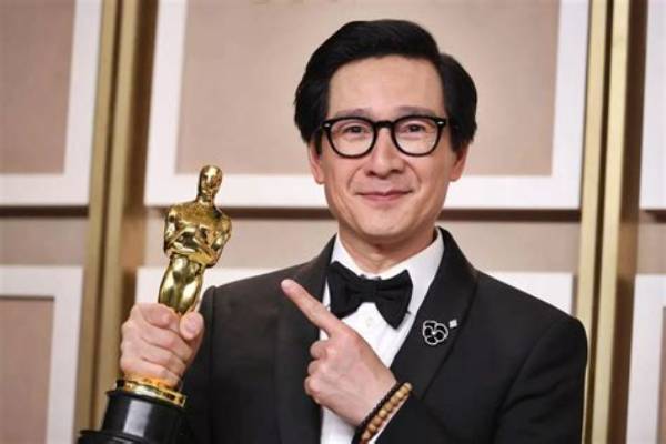 Uncover the Truth About Ke Huy Quan's Remarkable Height: Surprising Facts Revealed