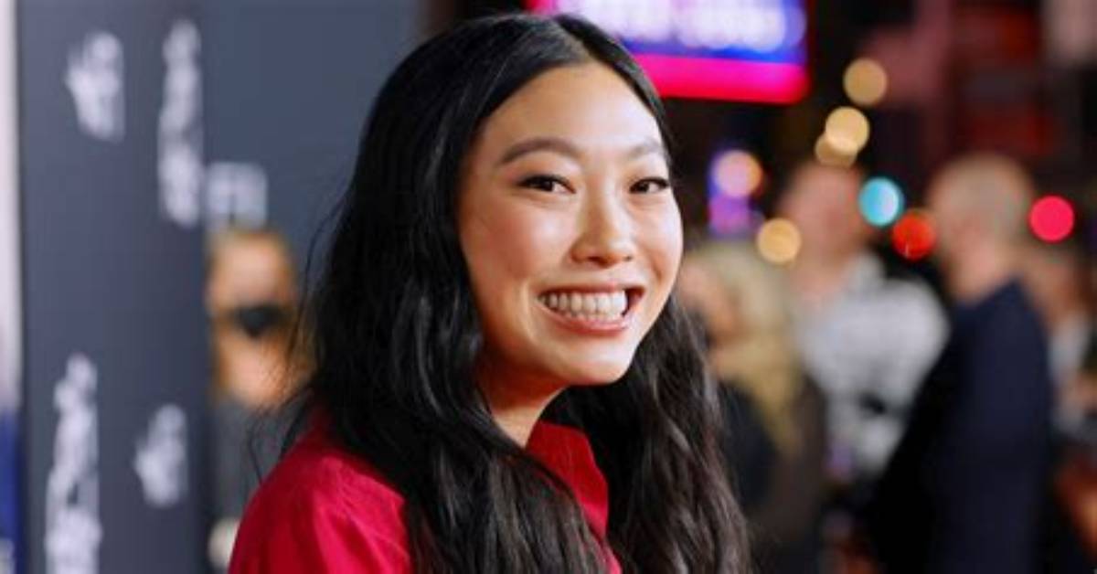 Uncovering the Romance: Who Is Awkwafina Dating?