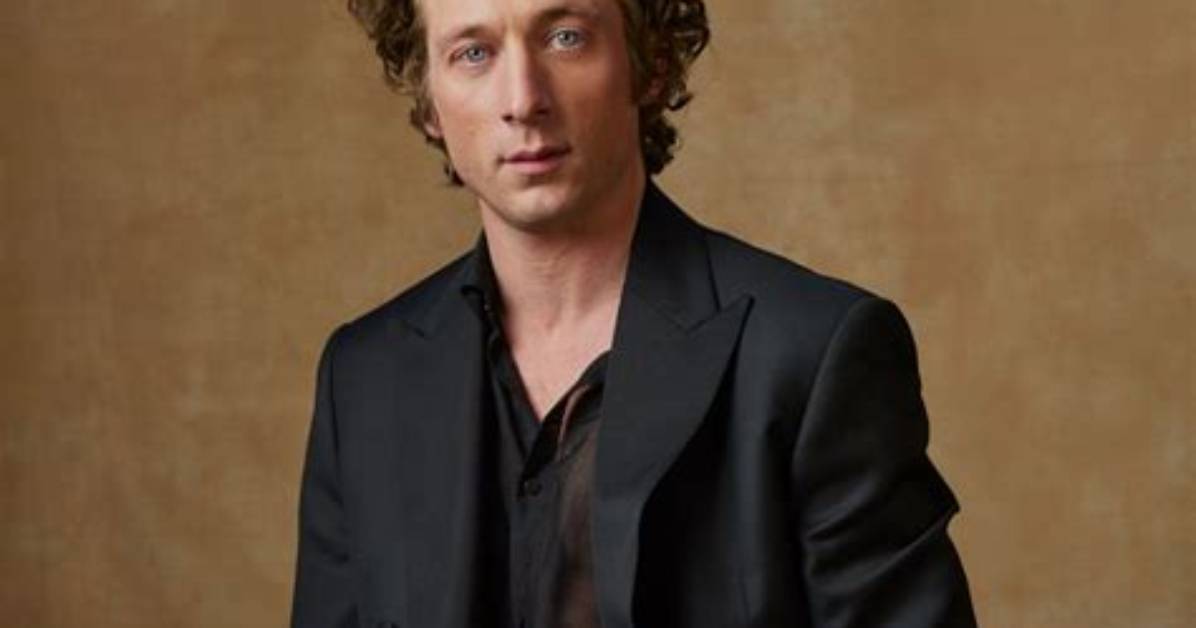 Unraveling Jeremy Allen White's Measurements: a Deep Dive