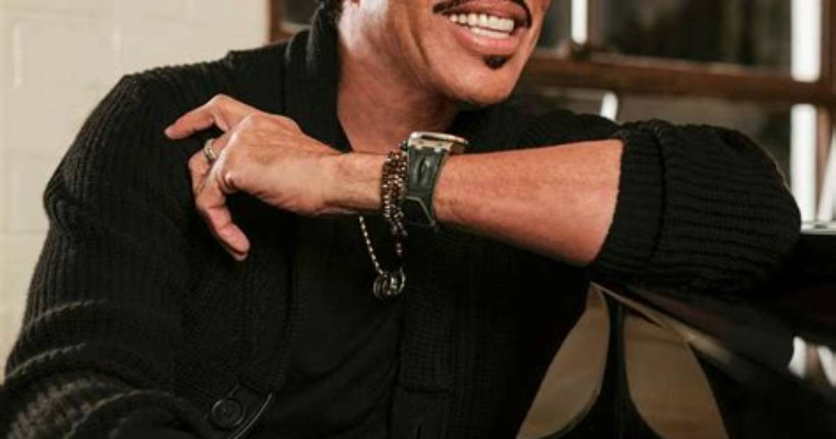 Unraveling the Age of Lionel Richie: a Journey Through Time