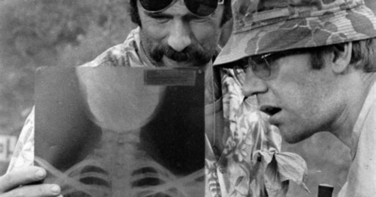 Unraveling the Enigma of Donald Sutherland's Height
