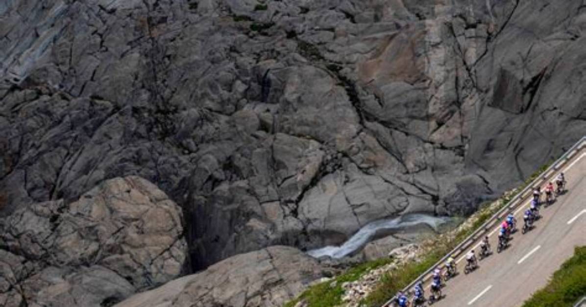 Unraveling the Tour De Suisse Gino Crash Video: a Closer Look