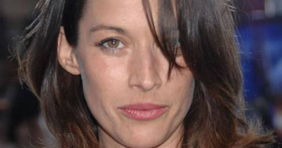 Unveiling Brooke Langton's Height: Uncover Her Statuesque Presence