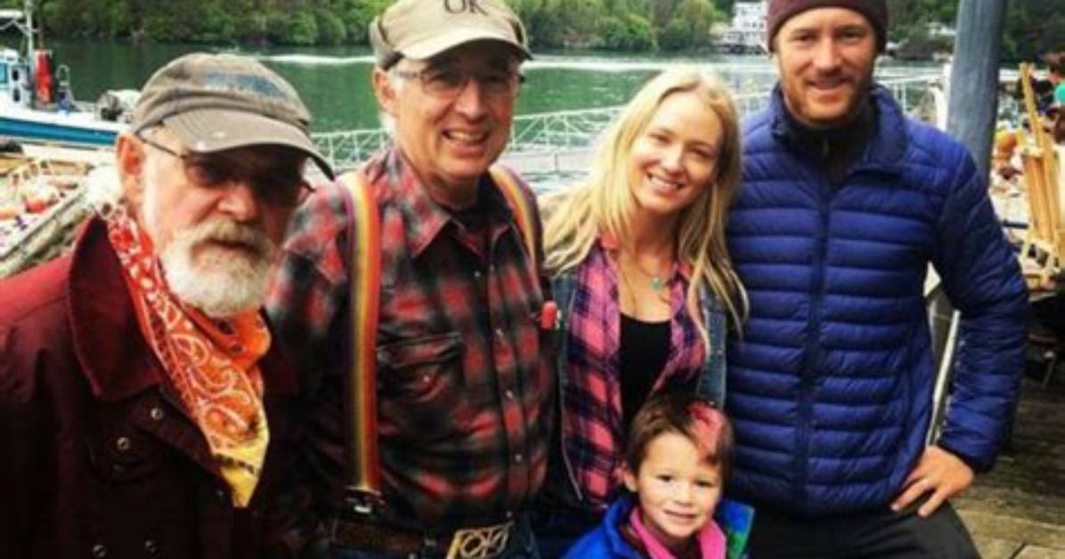 Unveiling Jewel Kilcher's Alaskan Haven: Discoveries and Insights