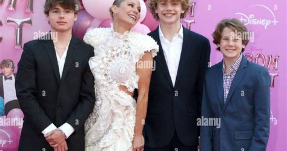Unveiling Julie Bowen's Partner in 2023: Surprising Revelations