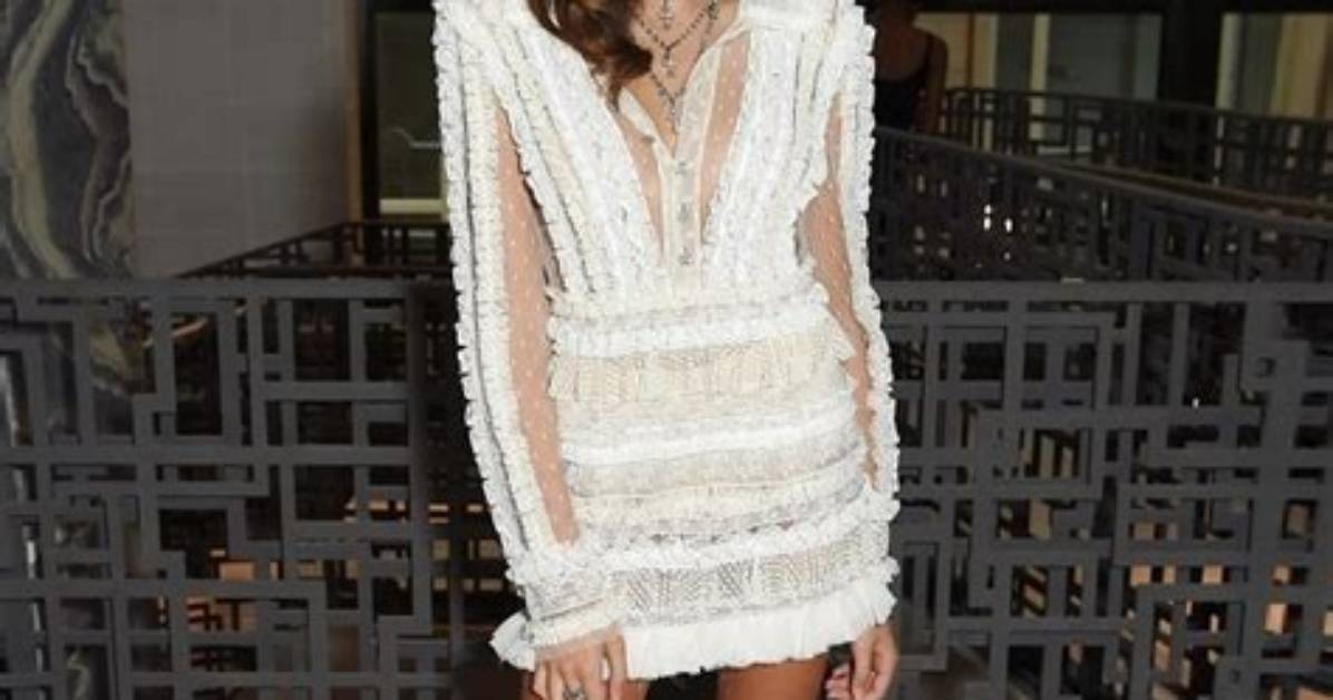 Unveiling Kaia Gerber's Height: Unlocking Insights and Surprises