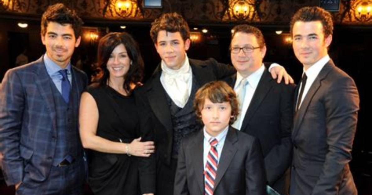 Unveiling Nick Jonas' Parents' Nationality: Discoveries and Insights