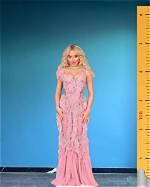 Unveiling Sabrina Carpenter's Waist Size: a Look at the Star's Measurements and More
