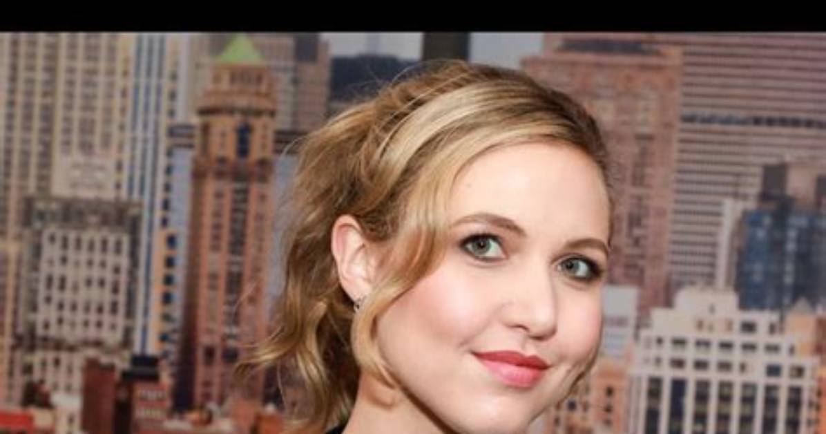 Unveiling Taylor Tomlinson's Net Worth: Secrets and Success