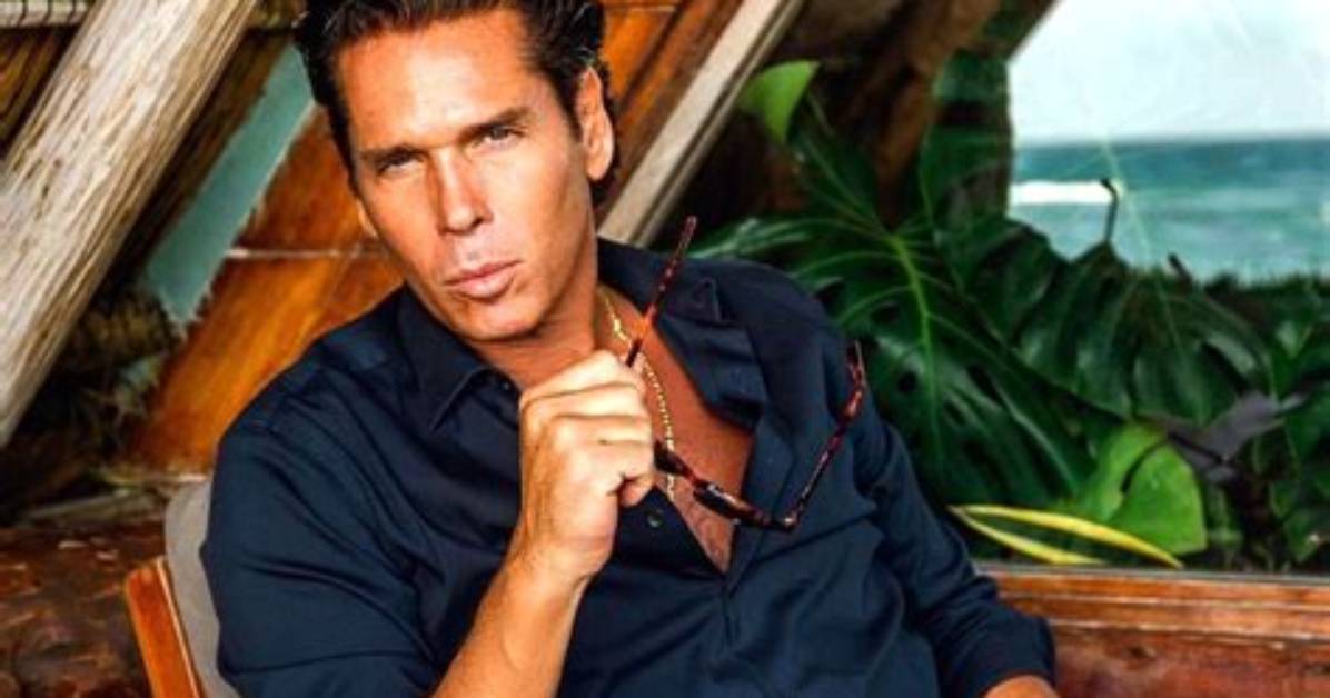 Unveiling the Charismatic Life of Roberto Palazuelos