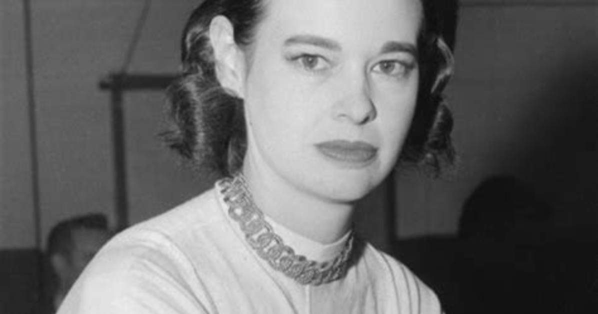 Unveiling the Enchanting World of Gloria Vanderbilt: Discoveries and Insights