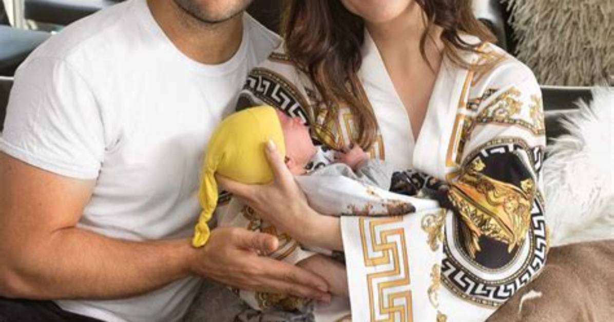 Unveiling the Family Ties: Does Jacqueline Macinnes Wood Have a Sister?