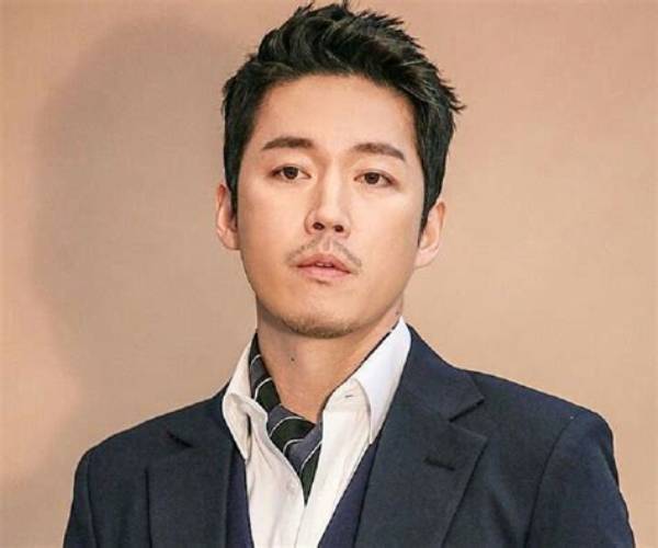Unveiling the Life of Jang Hyuk's Wife: a Journey Beyond the Spotlight