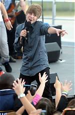 Unveiling the Life of Justin Bieber: a Complete Biography