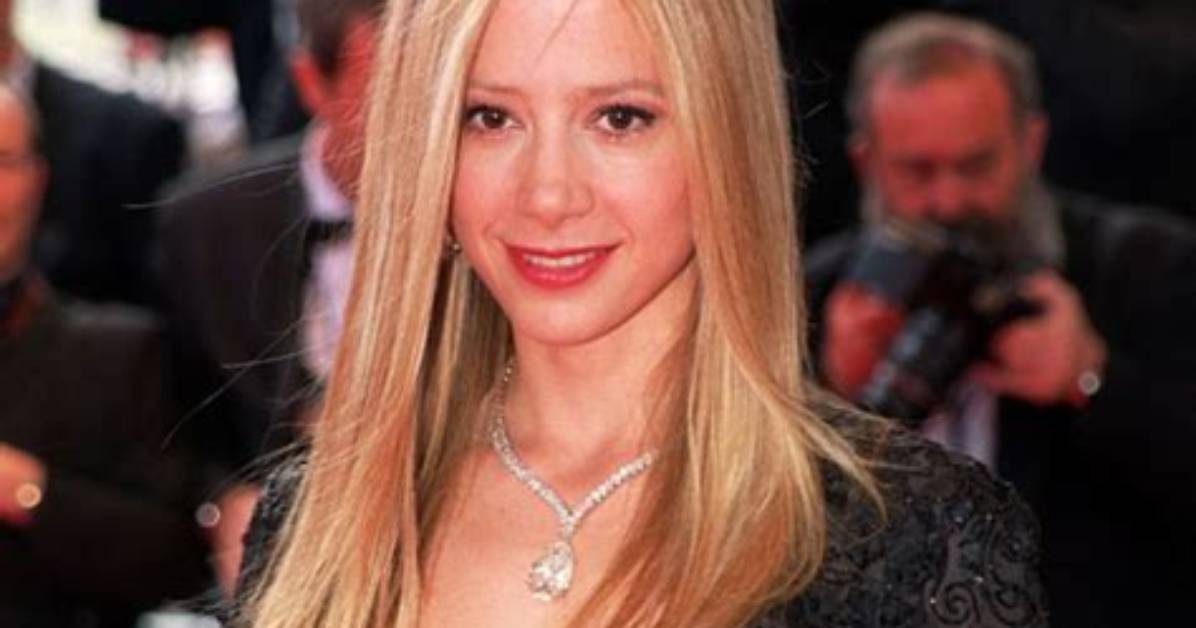 Unveiling the Life of Mira Sorvino: a Multifaceted Talent