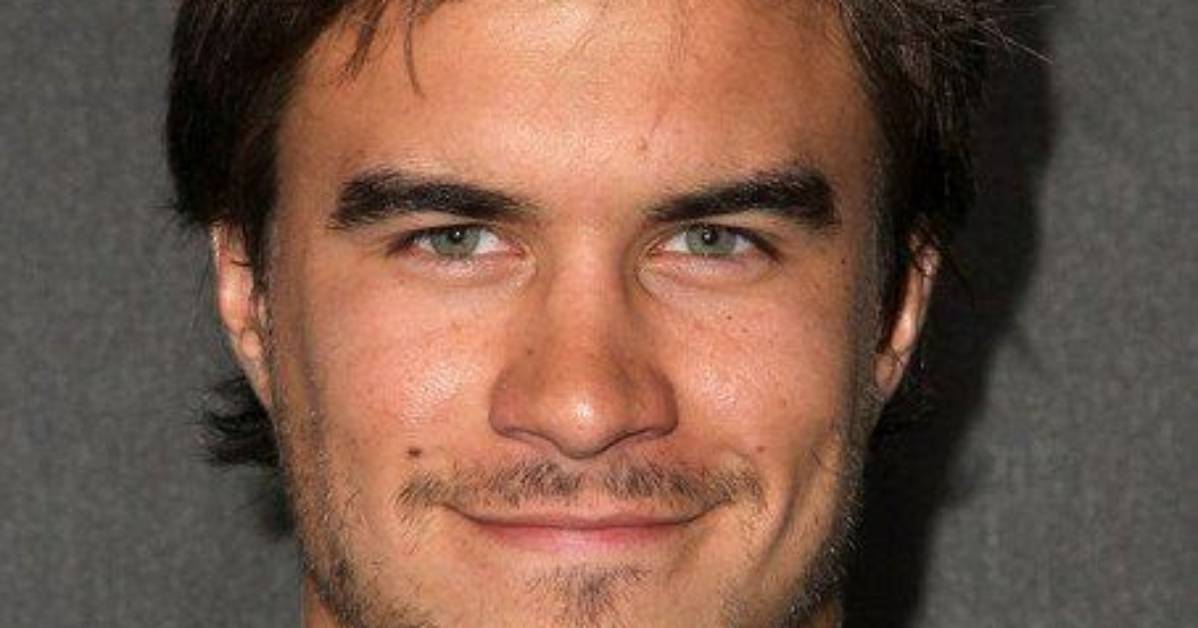 Unveiling the Life of Rob Mayes and His Spouse