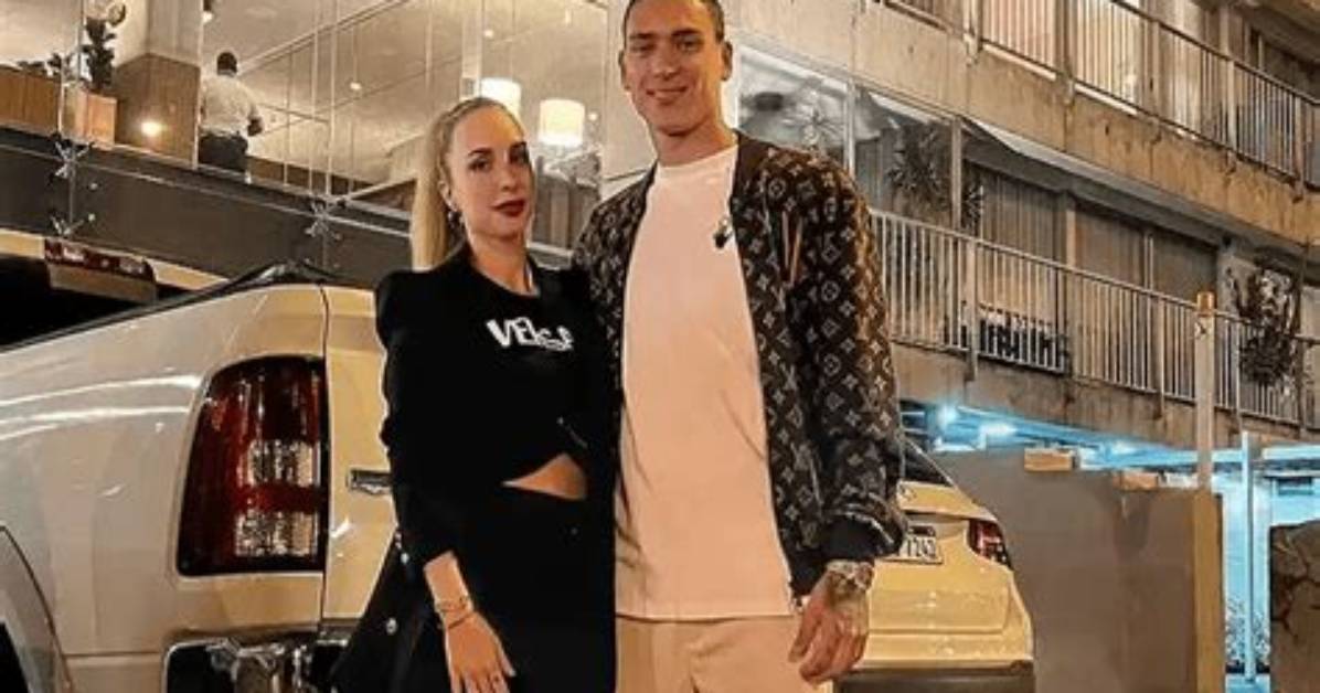 Unveiling the Mystery: Darwin Nunez's Girlfriend Age