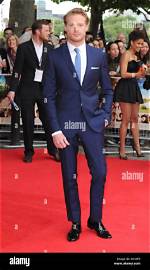 Unveiling the Mystery of Sam Reid Height in Feet