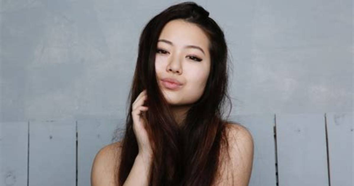 Unveiling the Talent and Charm of Isabella Gomez