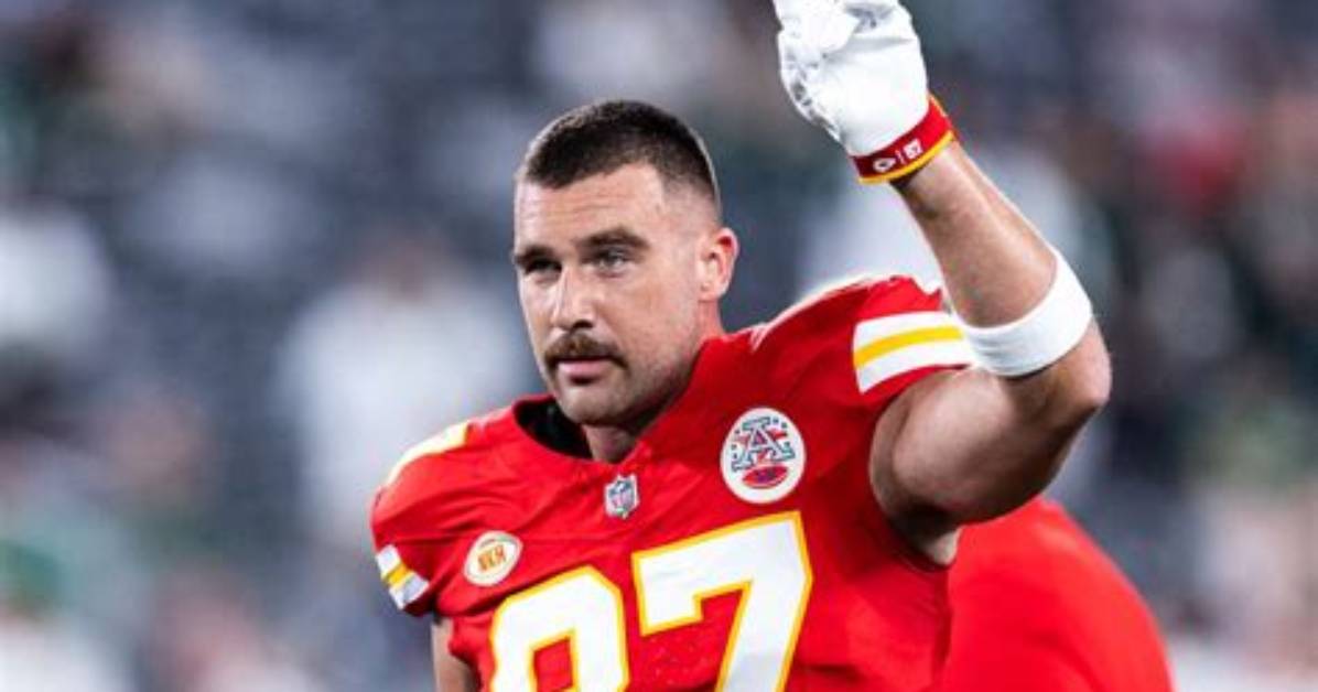Unveiling the Wealth of a Football Titan: David Bakhtiari Net Worth