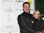 Unveiling Tony Robbins' Wife Age Difference: Discoveries and Insights