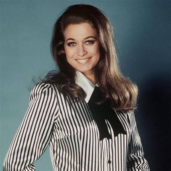 Valerie Leon: the Timeless Star of Cinema