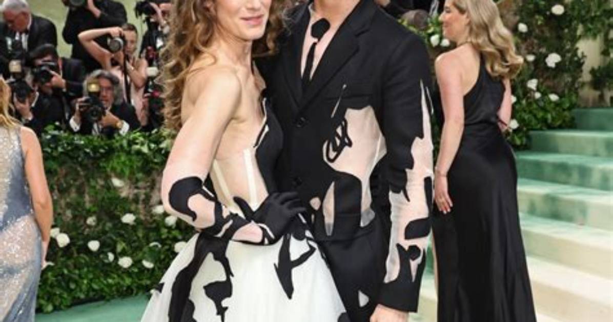 What Does Hanna Bagshawe Do? Explore the Career and Net Worth of Eddie Redmayne Wife