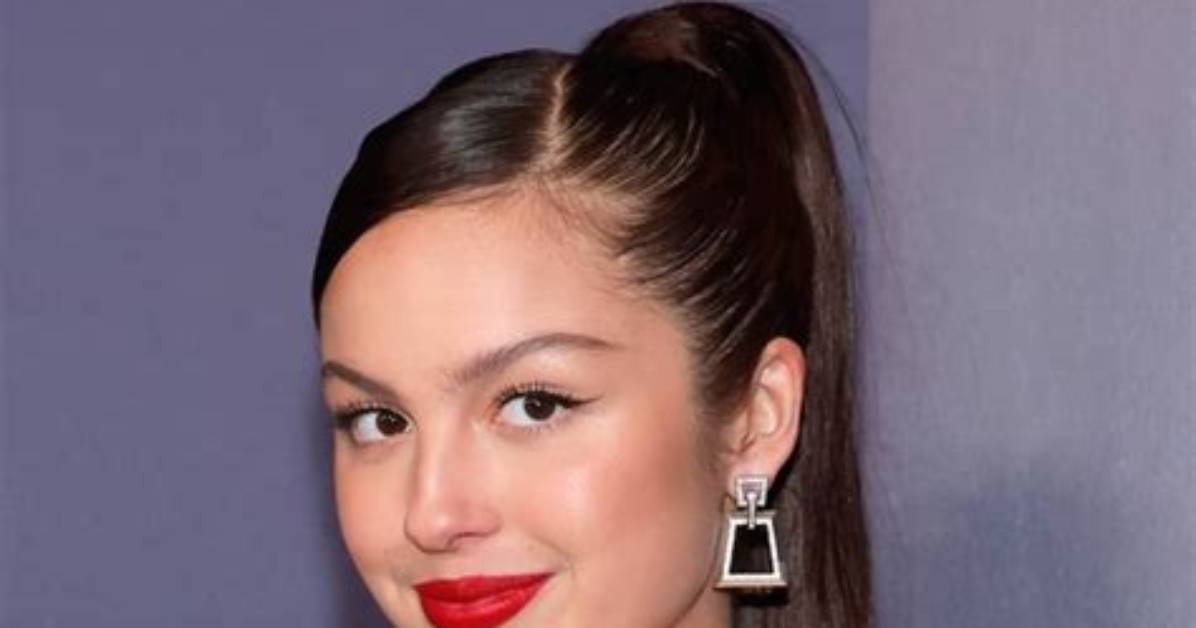 What You Need to Know About Olivia Luccardi's Perfect Teeth
