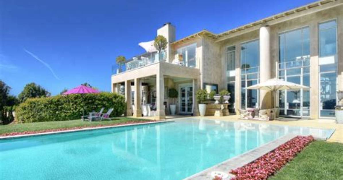 Where Is Lisa Vanderpump’s House? Her Wiki: Net Worth, Restaurants, Dog, Children, Husband Ken Todd