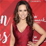 Who Are Lacey Chaberts Parents? Lacey Chabert Biography, Parents Name, Nationality and More
