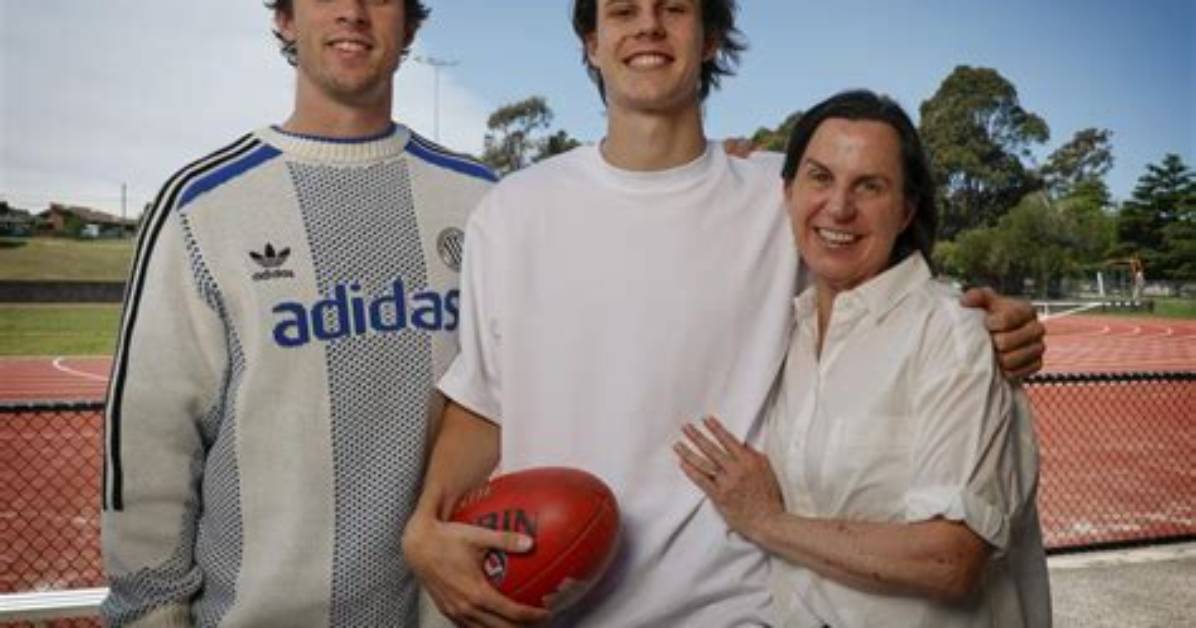 Who Are Max Holmes Parents? His Career and Net Worth Details Explored