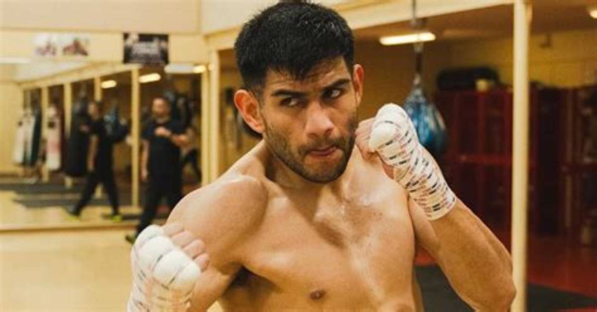 Who Is an American Boxer, Alexis Rocha? Is He Dating? Explore His Career & Net Worth