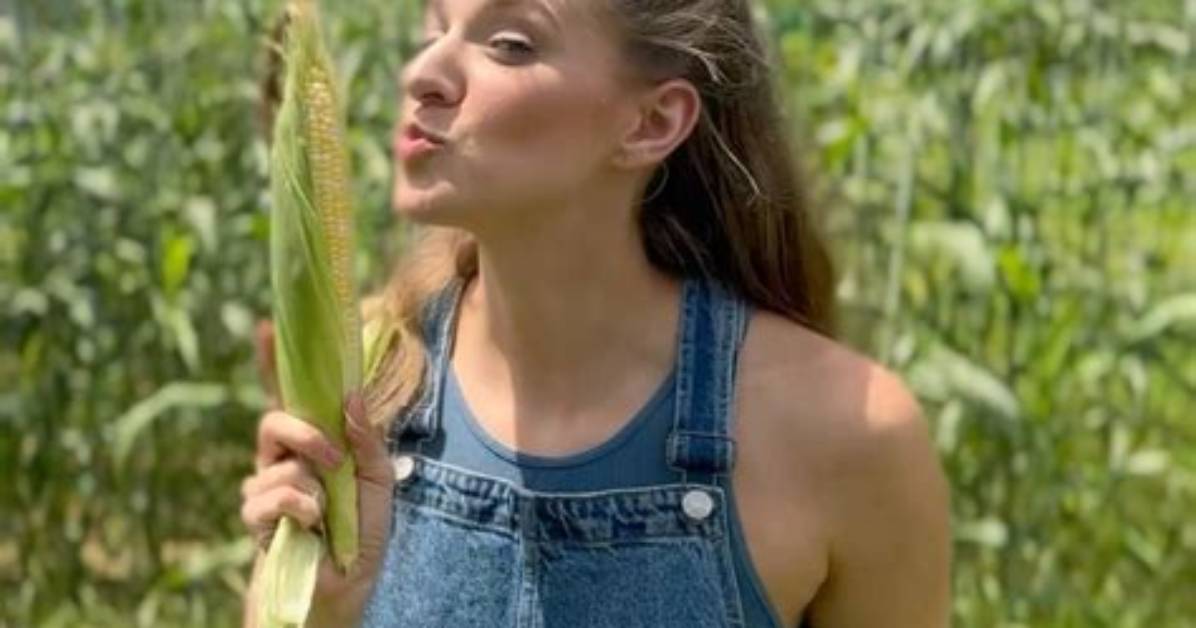 Who Is Danielle Wade and How Old Is She? Mark Rypien Sued by Wife of 18-Year's over Dv
