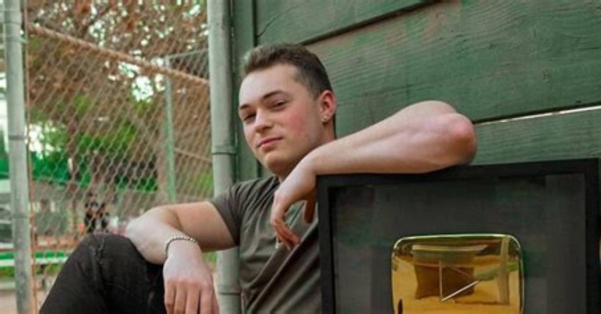 Who Is Lance Stewart’s Girlfriend, Youtuber Lizzy Wurst? Her Wiki: Age, Net Worth, Body Measurements, Mom, Real Name, Siblings, Affair