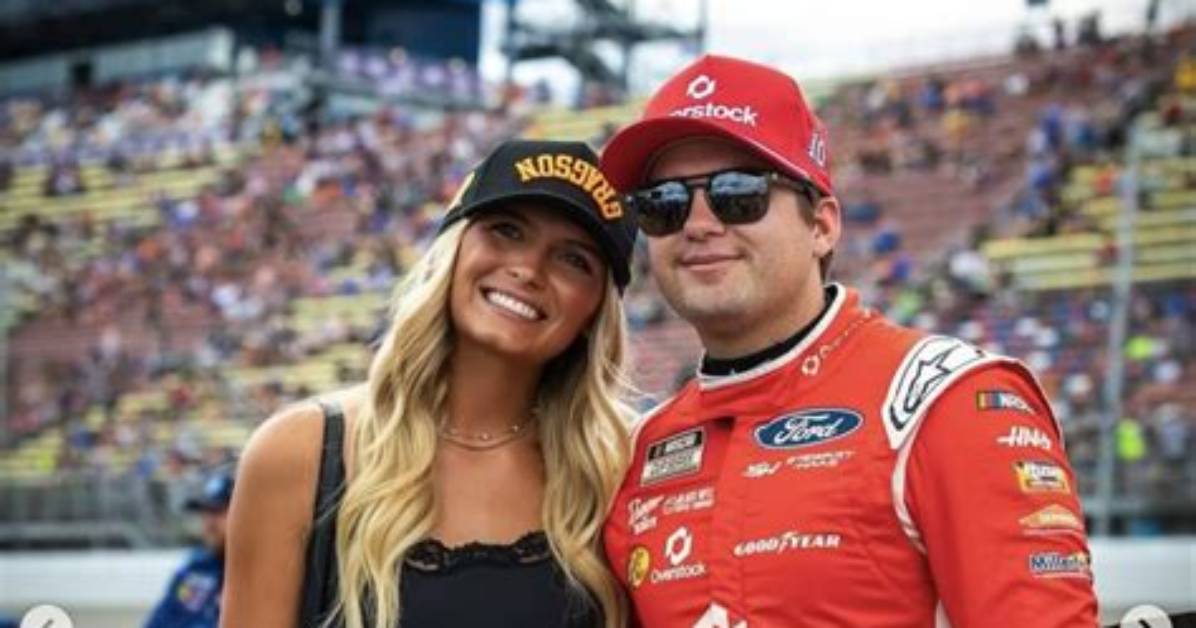 Who Is Noah Gragson Girlfriend in 2022? Nascar Racer Parents and Family