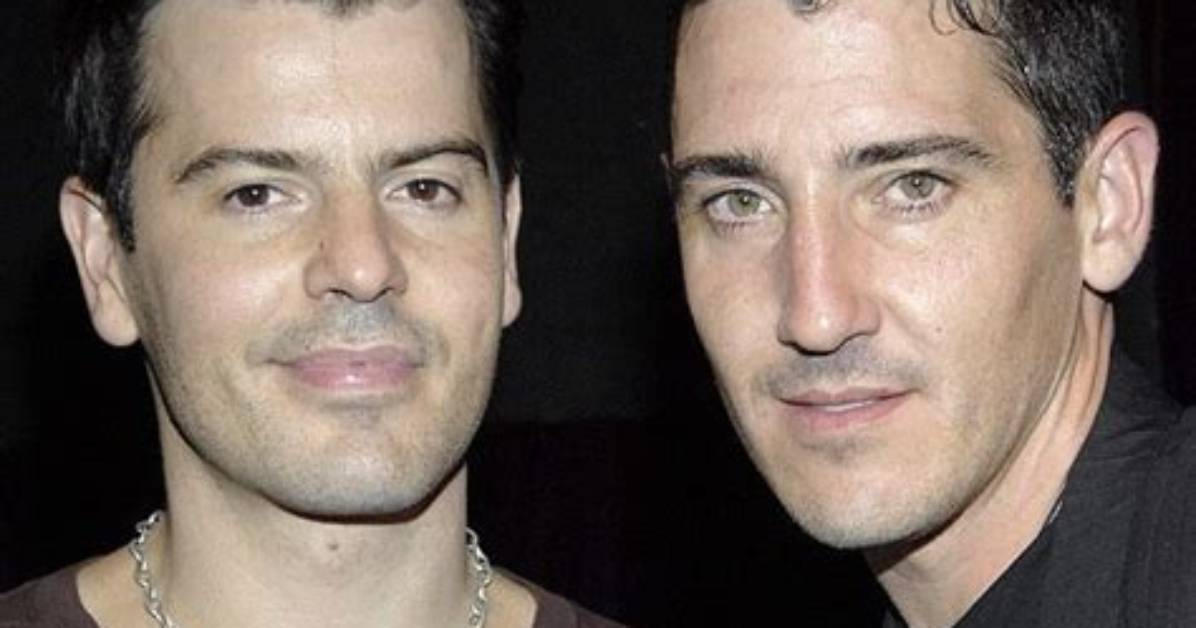 Who Is Older: Jordan or Jonathan Knight? - Comparing the Ages