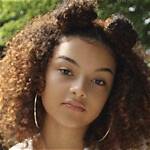 Yasmin Quarker Height, Weight, Net Worth, Age, Birthday, Wikipedia, Who, Nationality, Biography