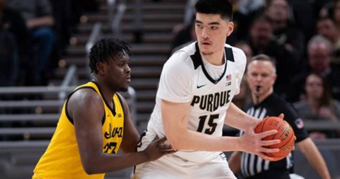 Zach Edey: the Towering Presence of College Basketball